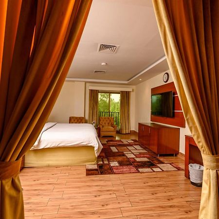 Hotel One Faisalabad Extérieur photo
