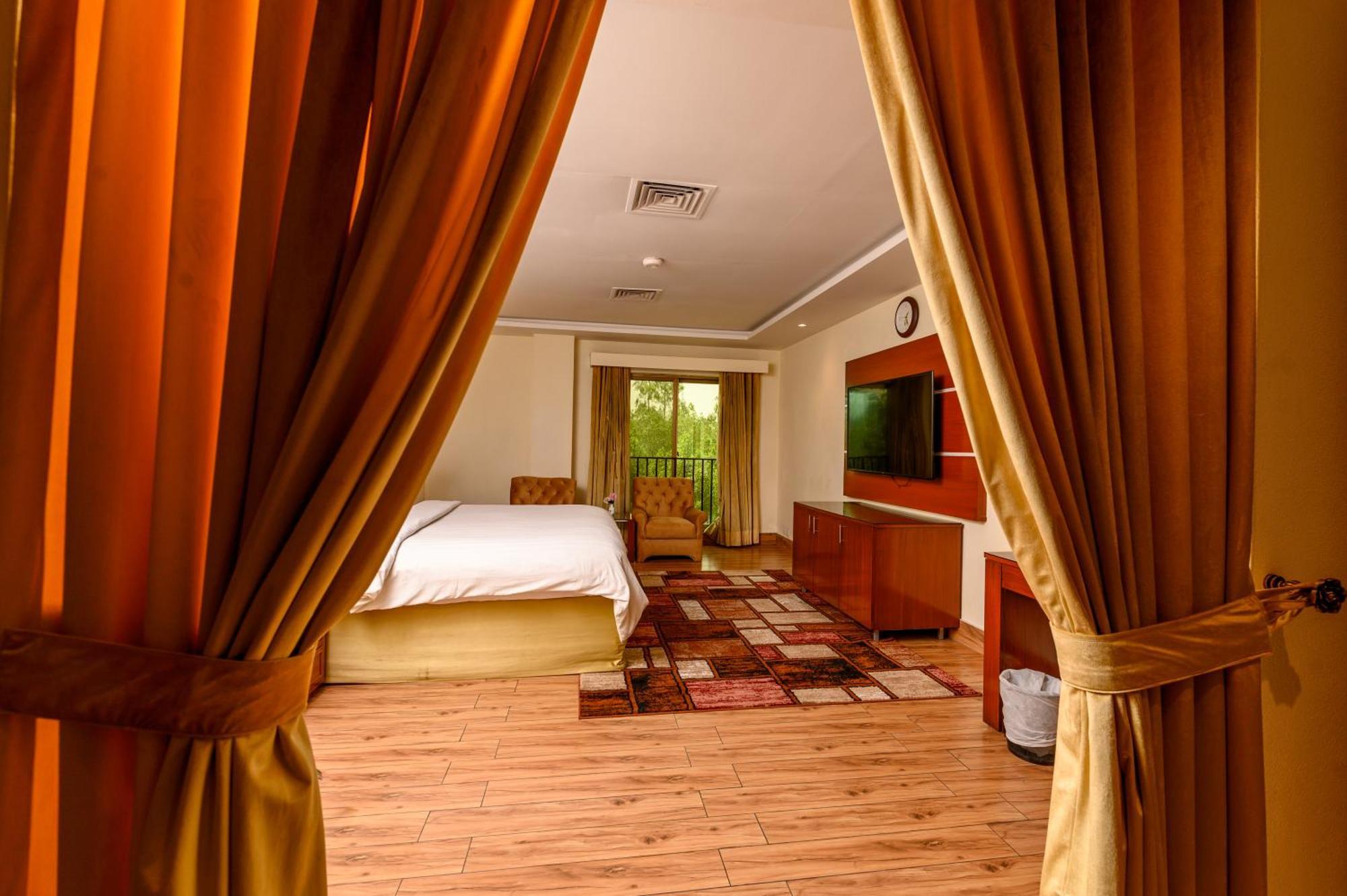 Hotel One Faisalabad Extérieur photo