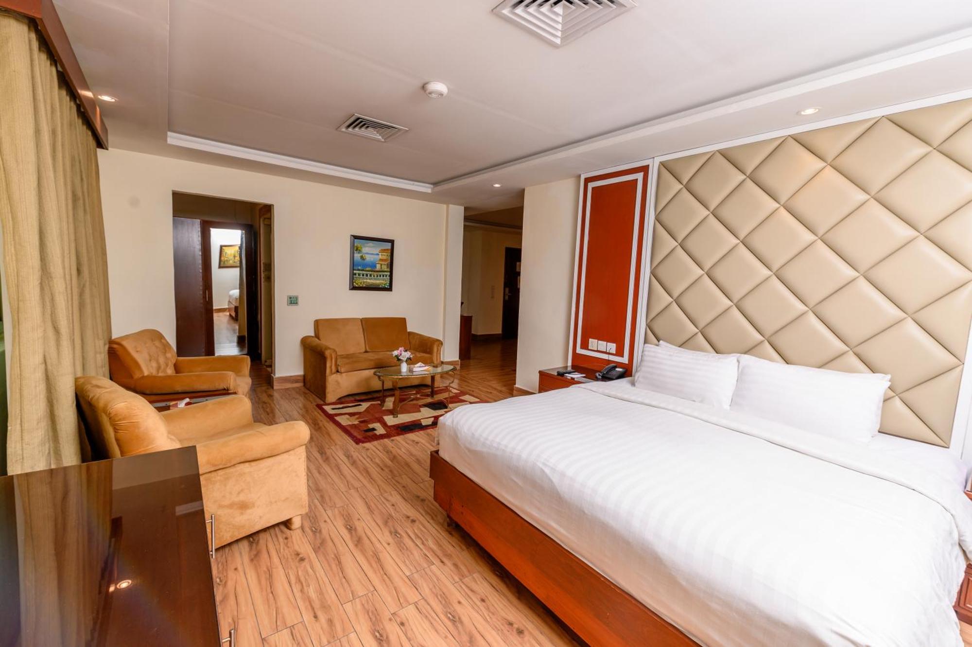 Hotel One Faisalabad Extérieur photo
