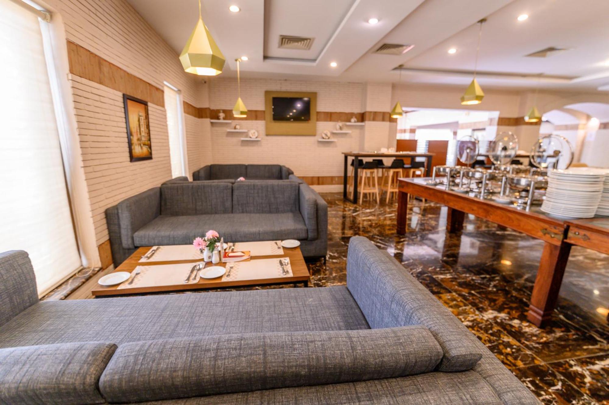 Hotel One Faisalabad Extérieur photo