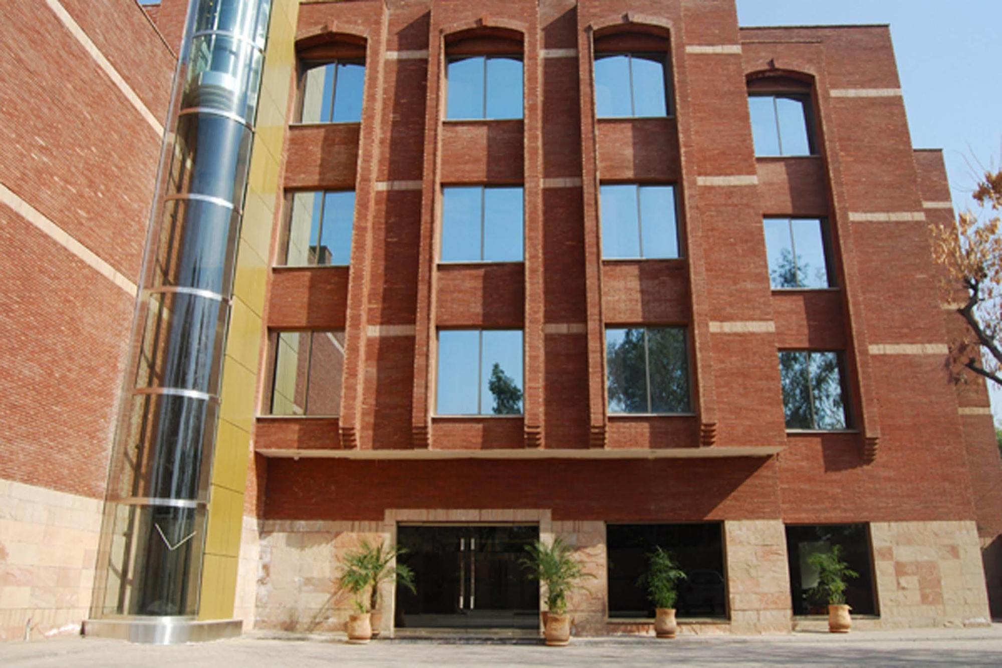 Hotel One Faisalabad Extérieur photo